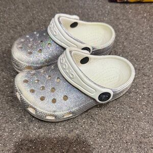 CROCS Kids Sparkly Silver Slippers